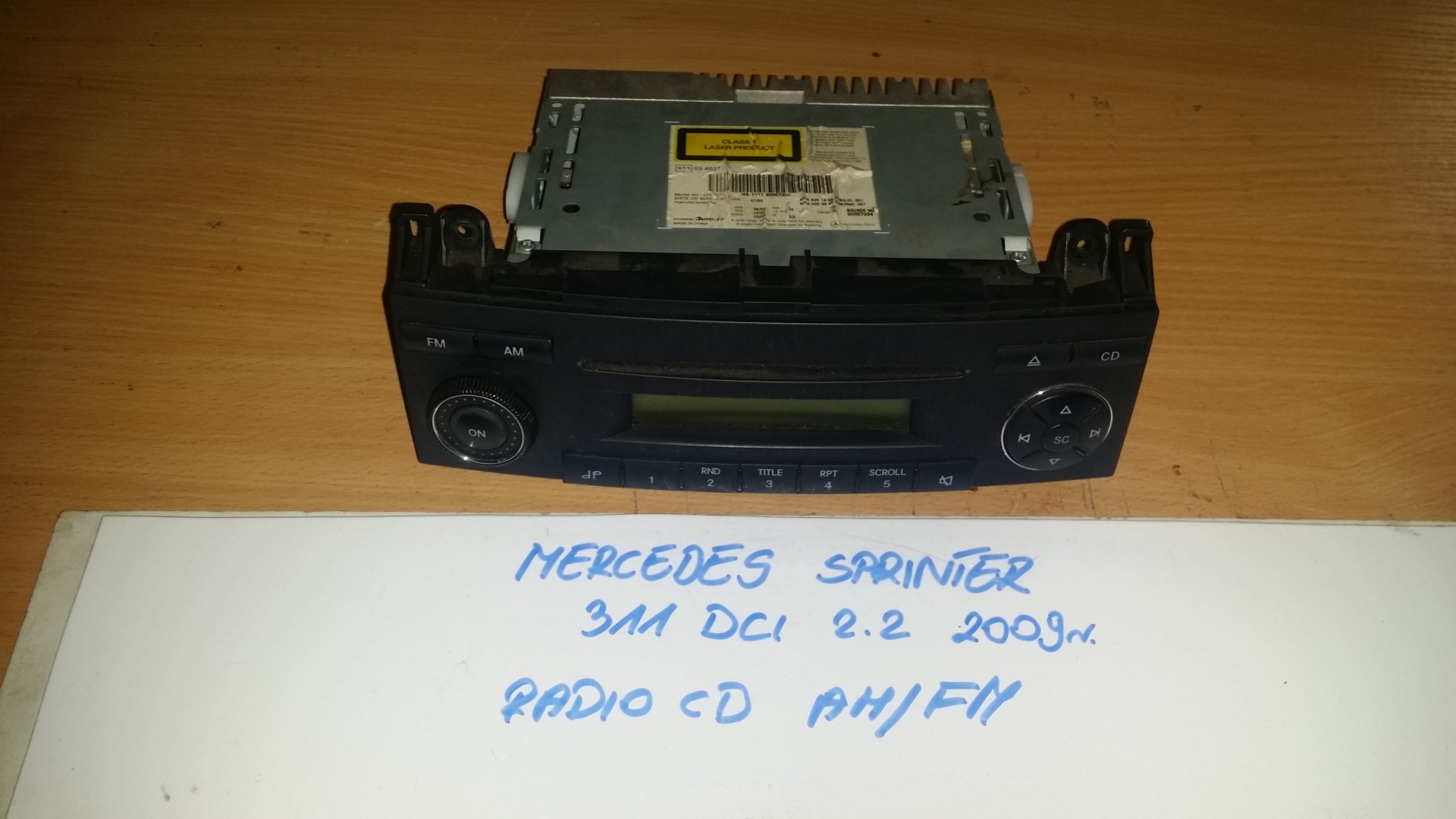 RADIO CD AM/FM MERCEDES SPRINTER 311 W906 2,2 CDI 2009r
